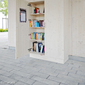 Buecherschrank_02